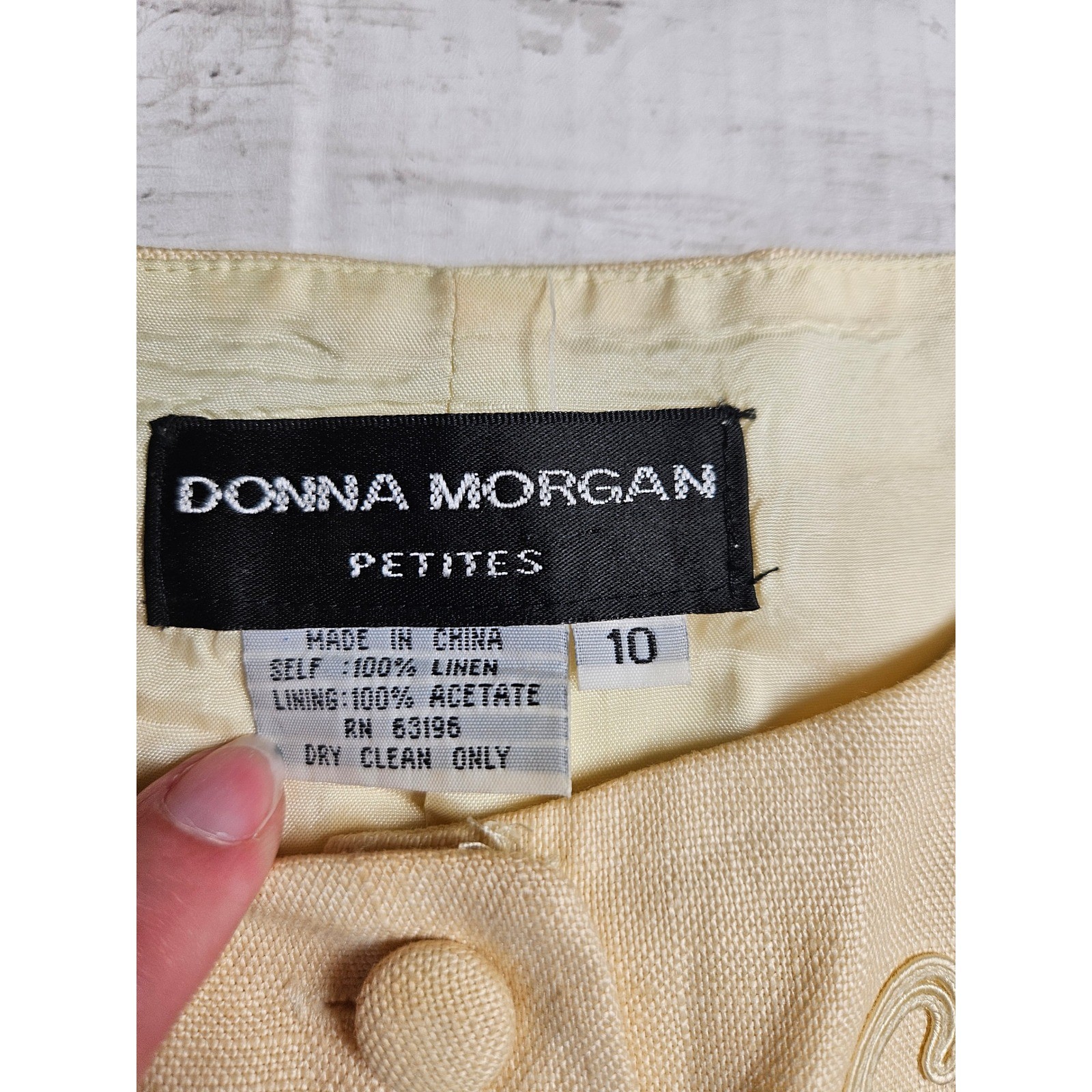 Donna Morgan Petites Yellow Linen Embroidered Beaded Vest Top Size 10 Vintage