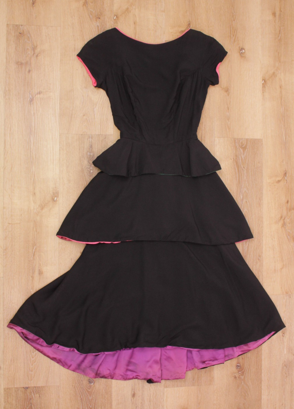 VTG Women’s 40s Black Tiered Rayon Dress W/ Multi Color Lining XXS/XS 1940s