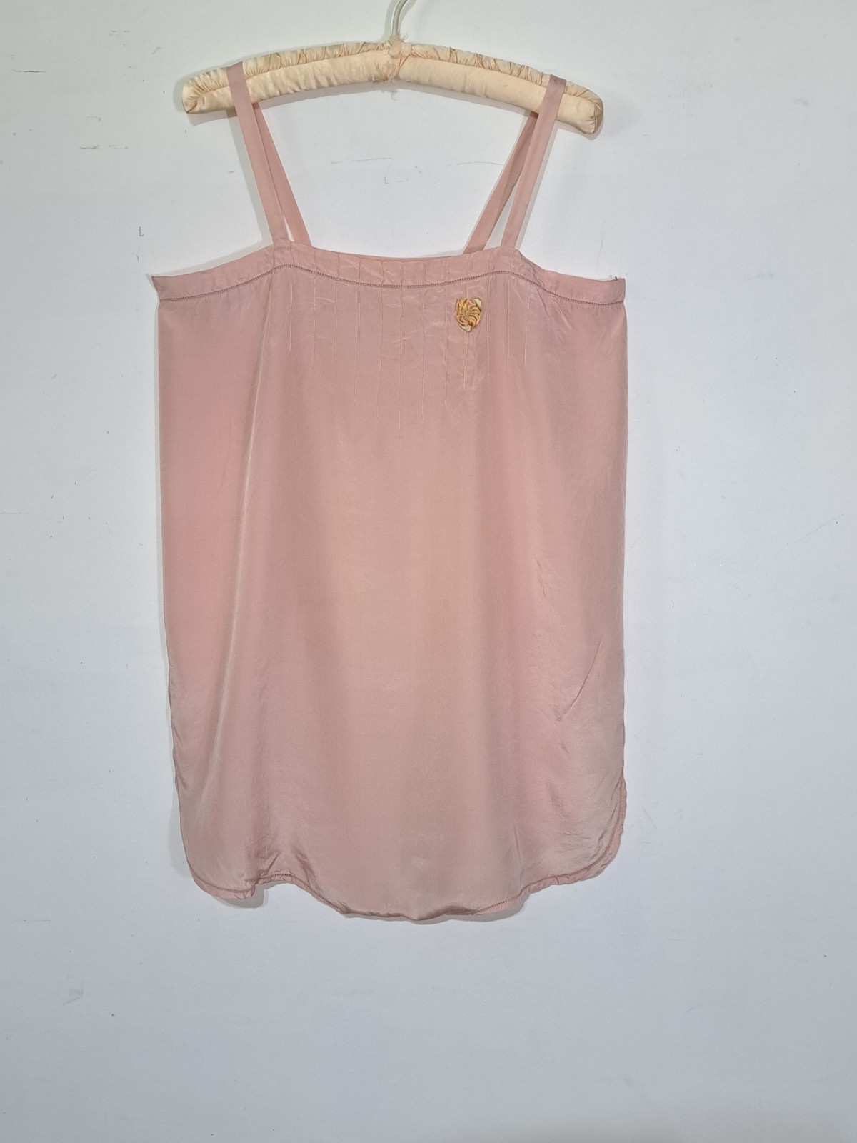 Antique 1920s Pink Silk Step In Chemise Romper SZ 36 Pintucks Ribbon Flower