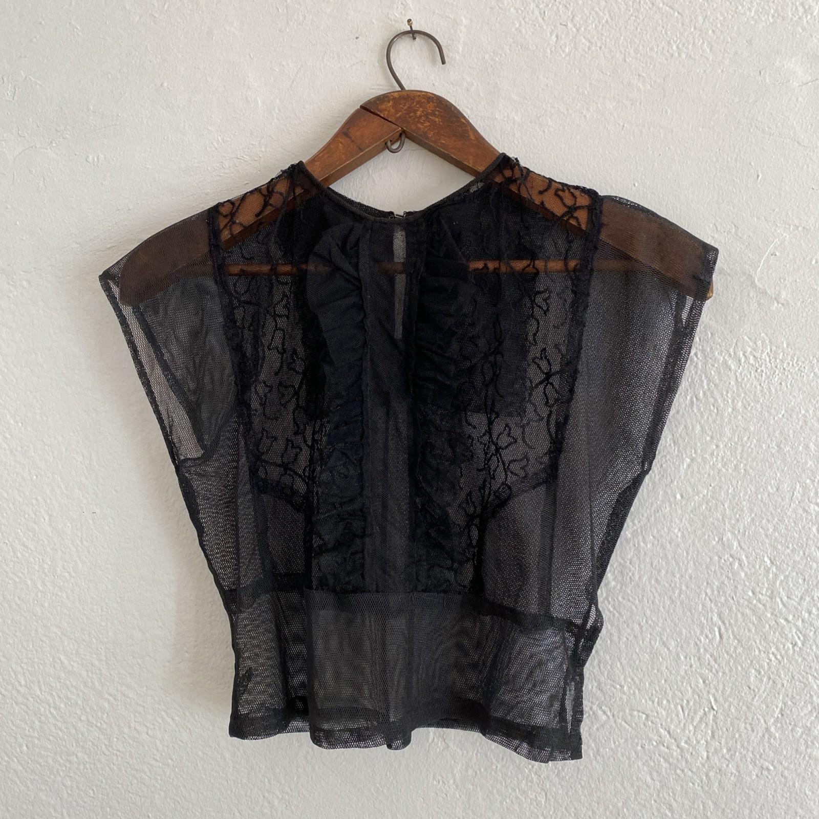 Vintage 20s Sheer Net Tulip Embroider Ruffle Top w/ Antique Keepsake Note Sz S M