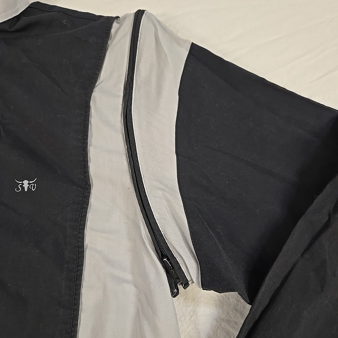 Vintage Sergio Valente 80’s Zipper Sleeve Shirt Size Medium Black Gray