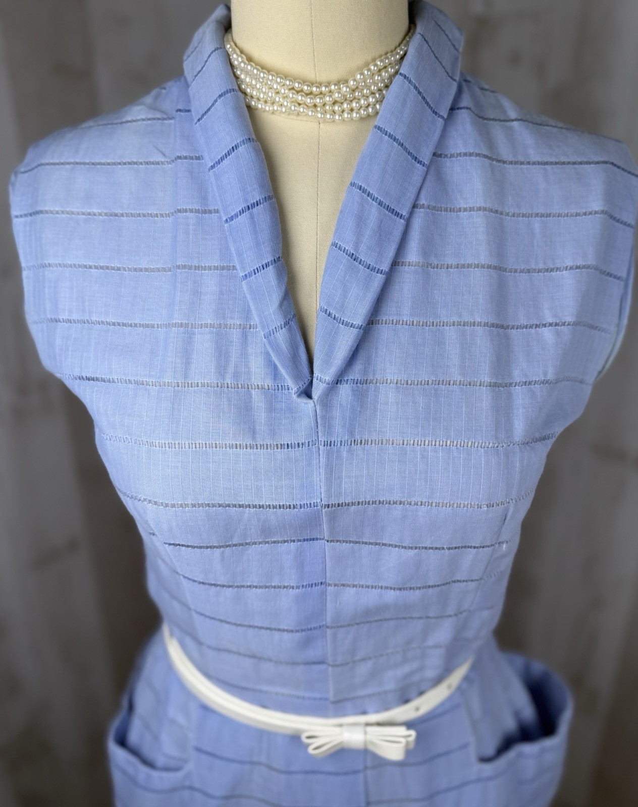 Vintage 1940s DRESS Frock Cotton Day DRESS Pale Blue Retro Pinup WWII S/M