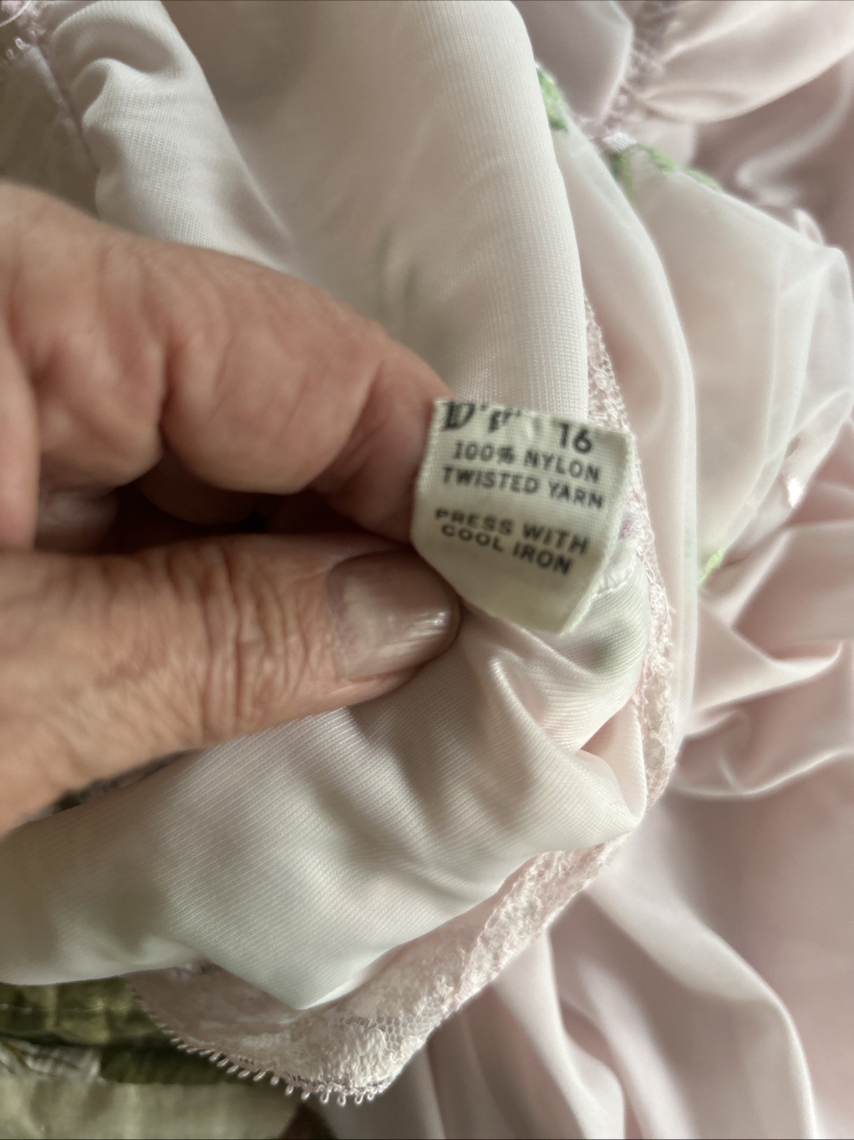 Vintage 1960s Dutchmaid Ephrata Pa Nylon Pink Nightgown Embroidered Flowers Lace