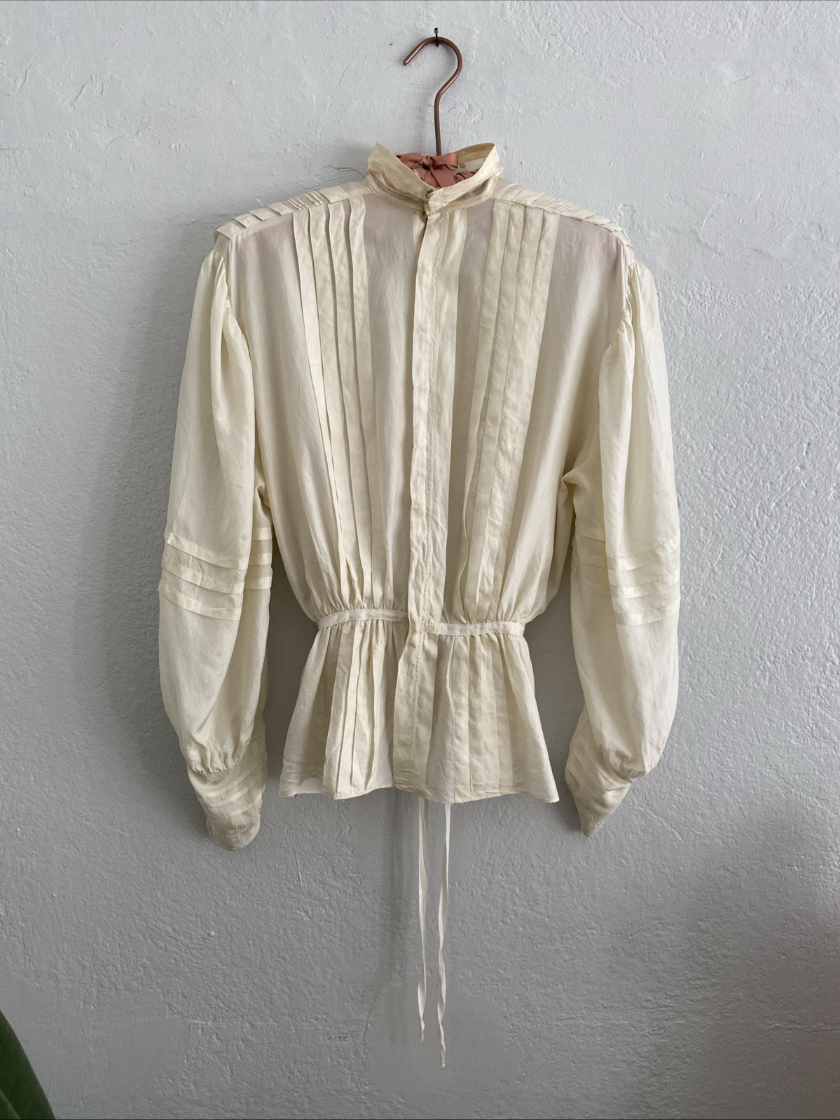 Antique Vintage White Silk Baloon Sleeve Pleated Blouse Floral Embroidery Sz XXL