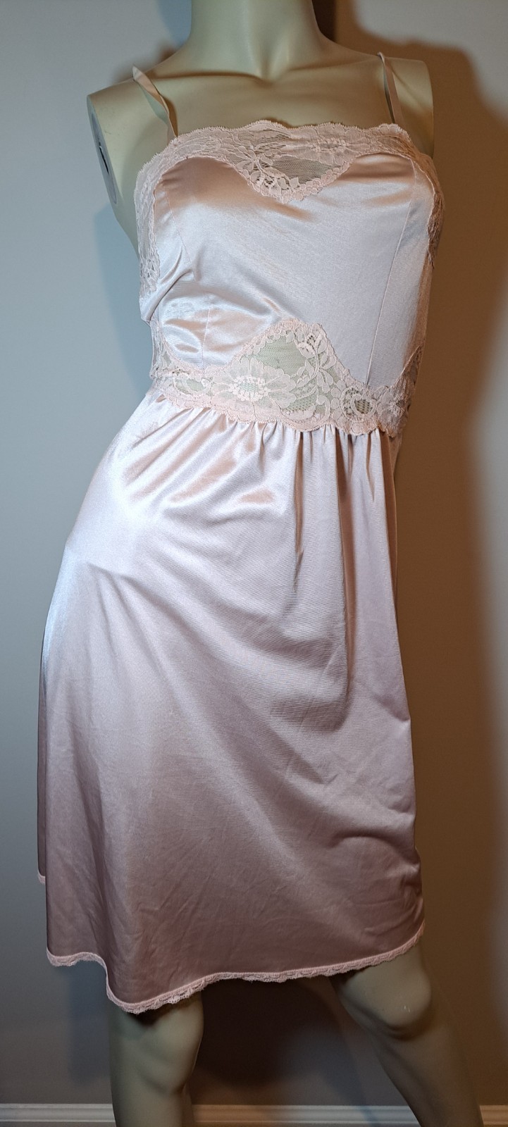 Shiny Nylon Rose Mauve Pink Full Slip Sml Xs Vtg Slippery Pretty Lace Sz 30