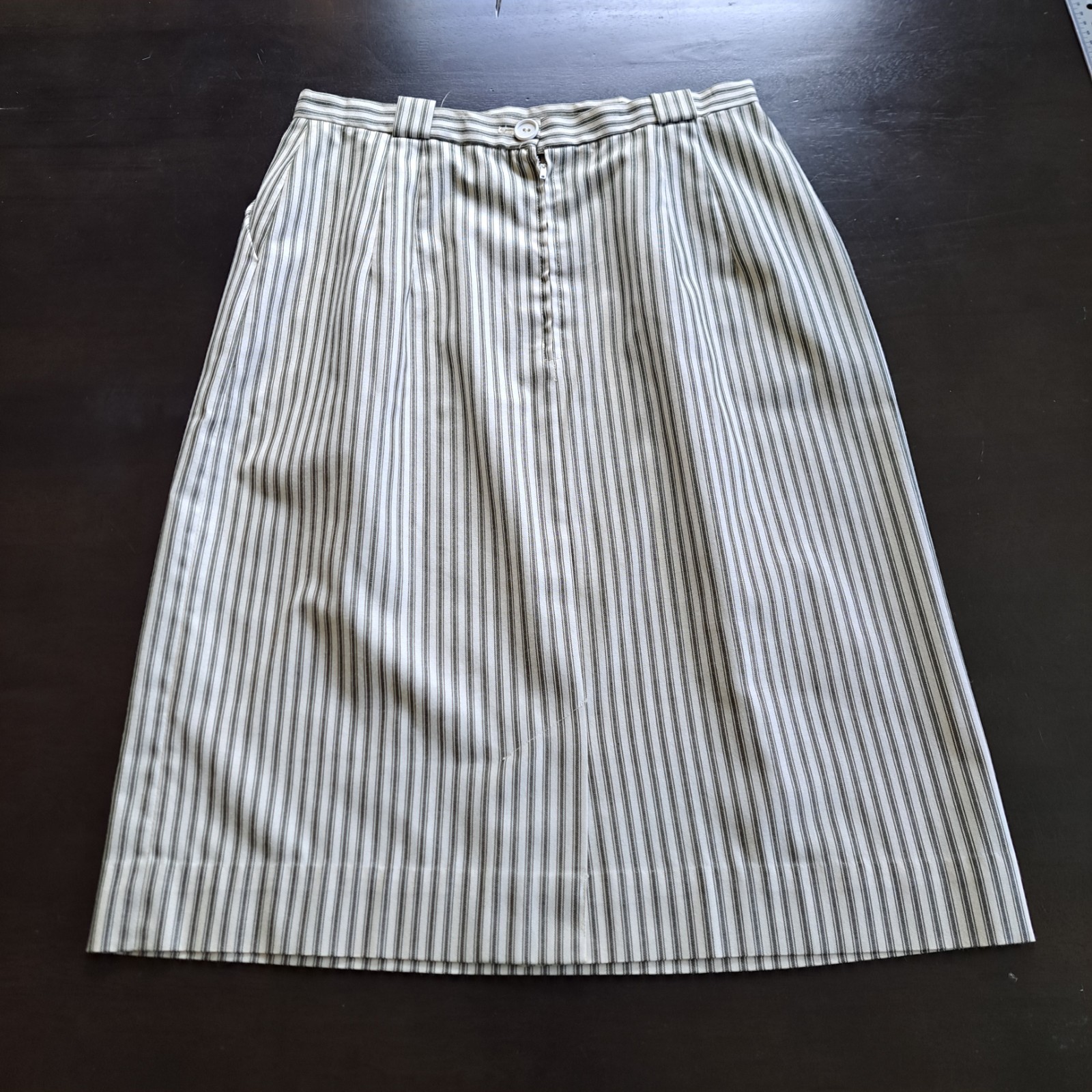 Vintage Majestic Womens 16 2 Pc Jacket & Skirt Cream And Green Strip 3/4 Sleeve