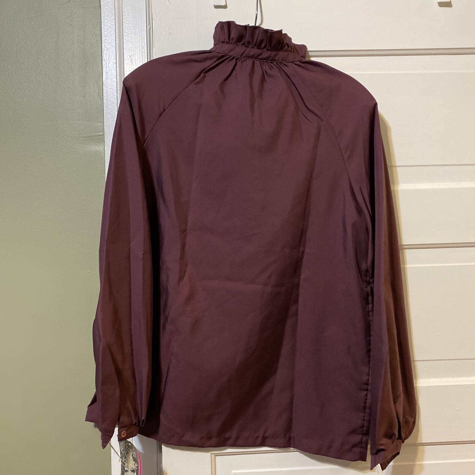 Ship N Shore Vintage solid burgandy Blouse Women Size 12 NWT Tie at Neck Retro