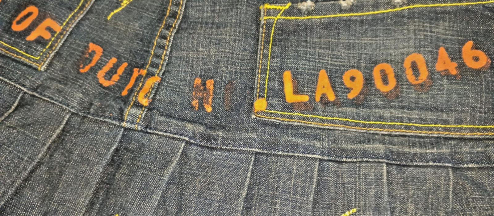 Y2K Vintage Von Dutch Mini Skirt with Pleating and Print
