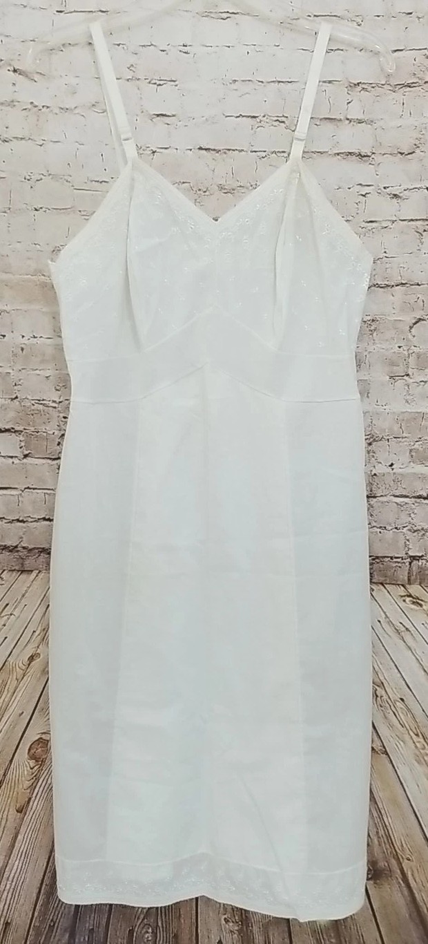Vintage 60s JCPenney Gaymode Full Slip Size 36 (34) Average Lingerie White