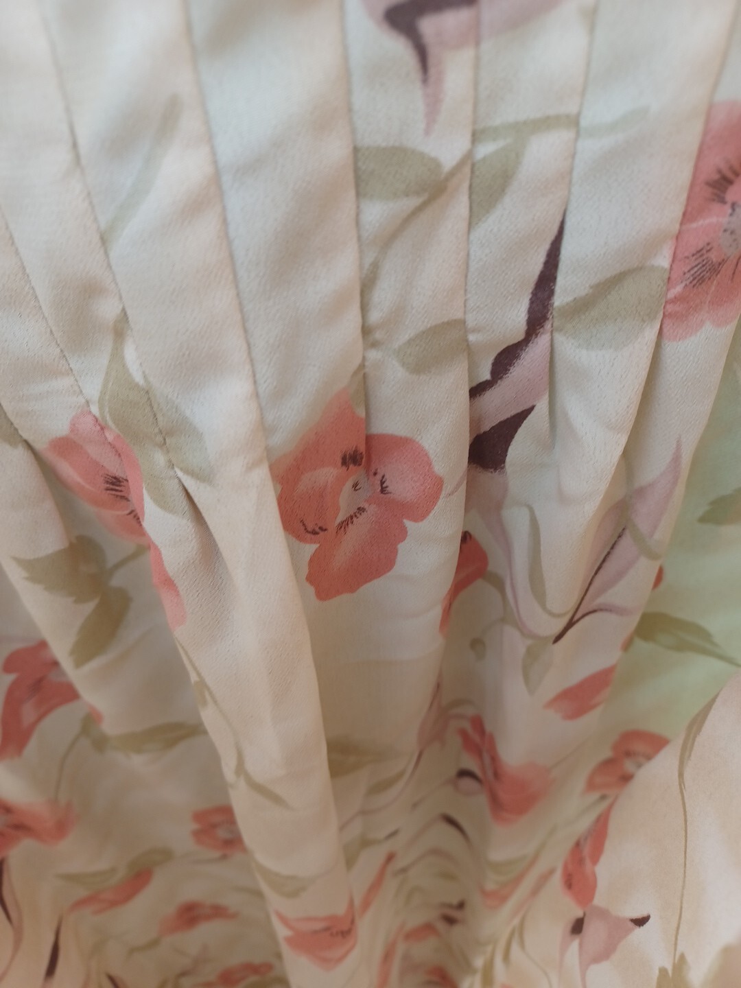 Vintage Lady Darian Dress 18W Cream Red Floral Tie Waist Tea Dress Shoulder Pads