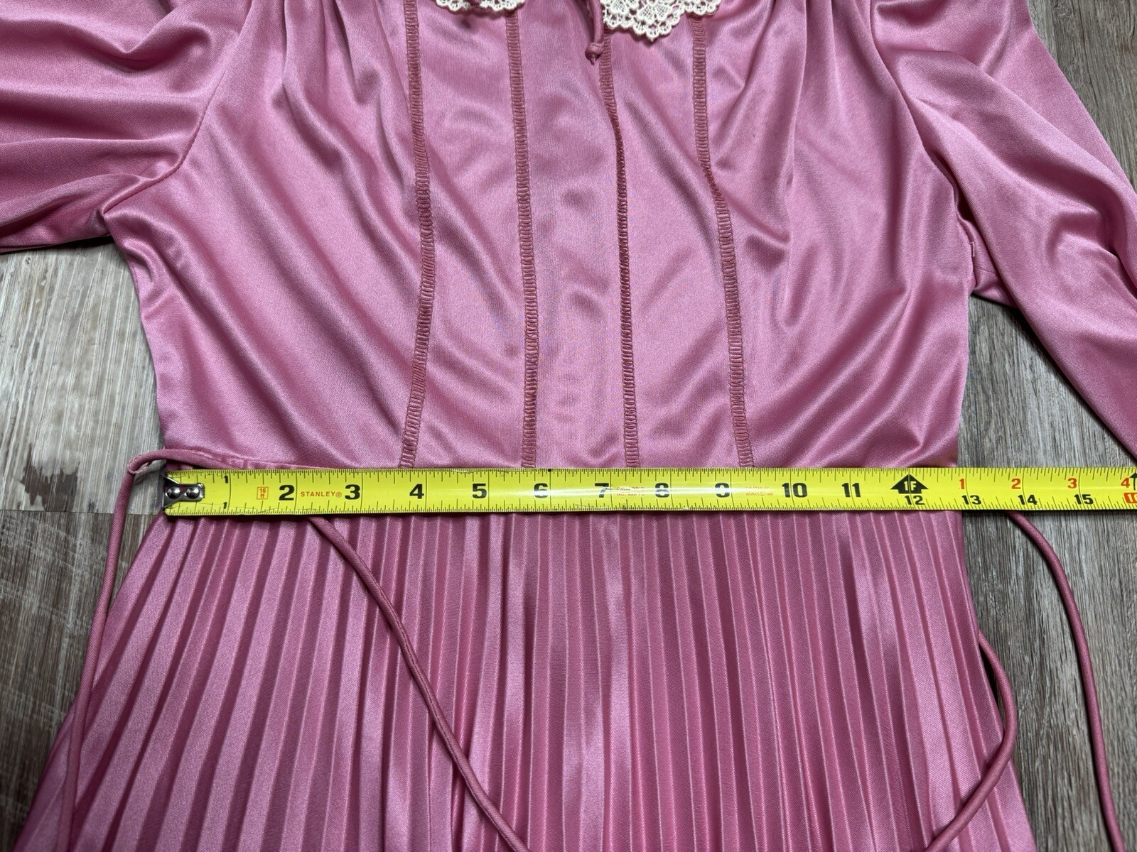 1970s Soft Pink Modest Prairie Dress Empire Waist Pleated Skirt Small Lace