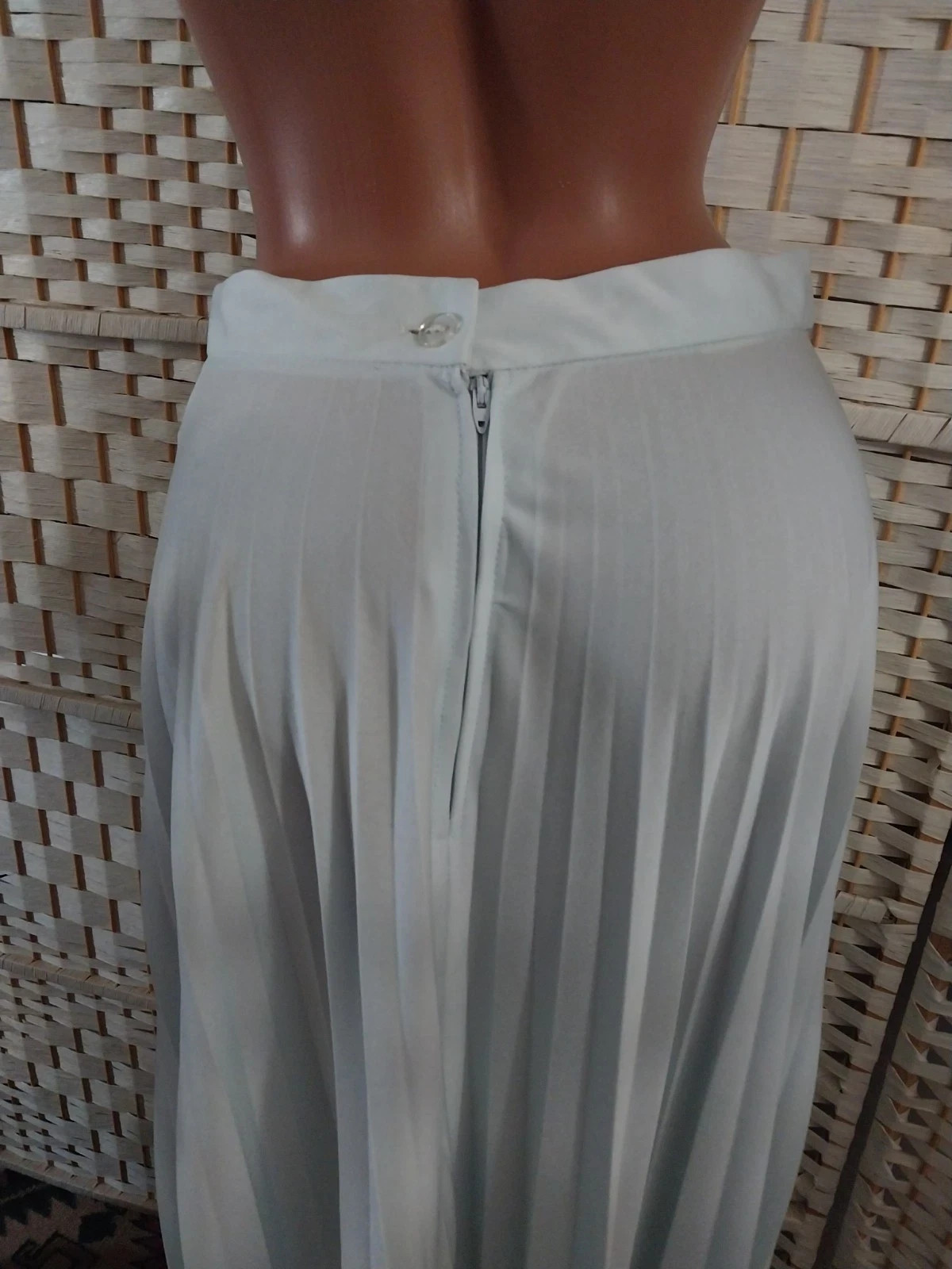 VTG Silky BABY BLUE CRYSTAL PLEATS PLEAT MAXI DRESS SKIRT FLARE SWEEP TWIRLY