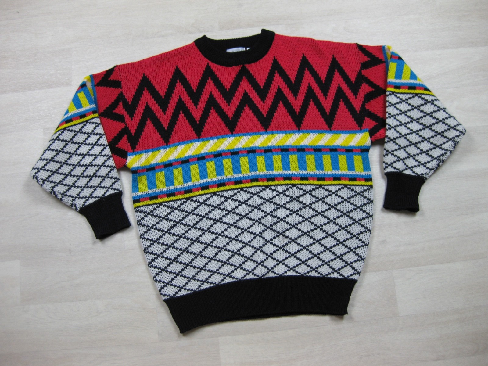 Vintage 80s Chateau Artsy Crewneck Sweater Women’s (M) Geometric New Wave