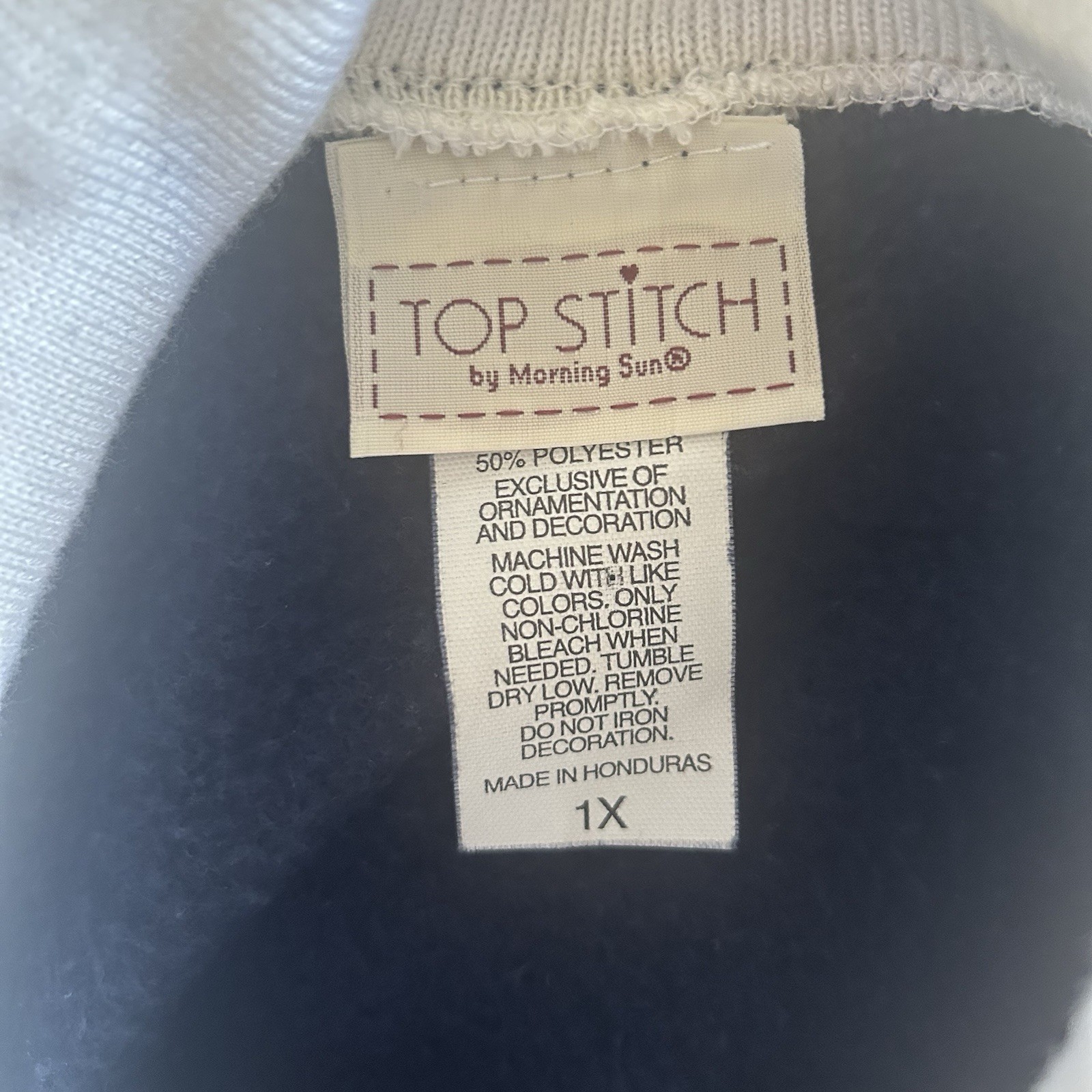 VTG 90s Top Stitch/Morning Sun Navy w/Collar Snowflake Graphic Sweatshirt: 1X