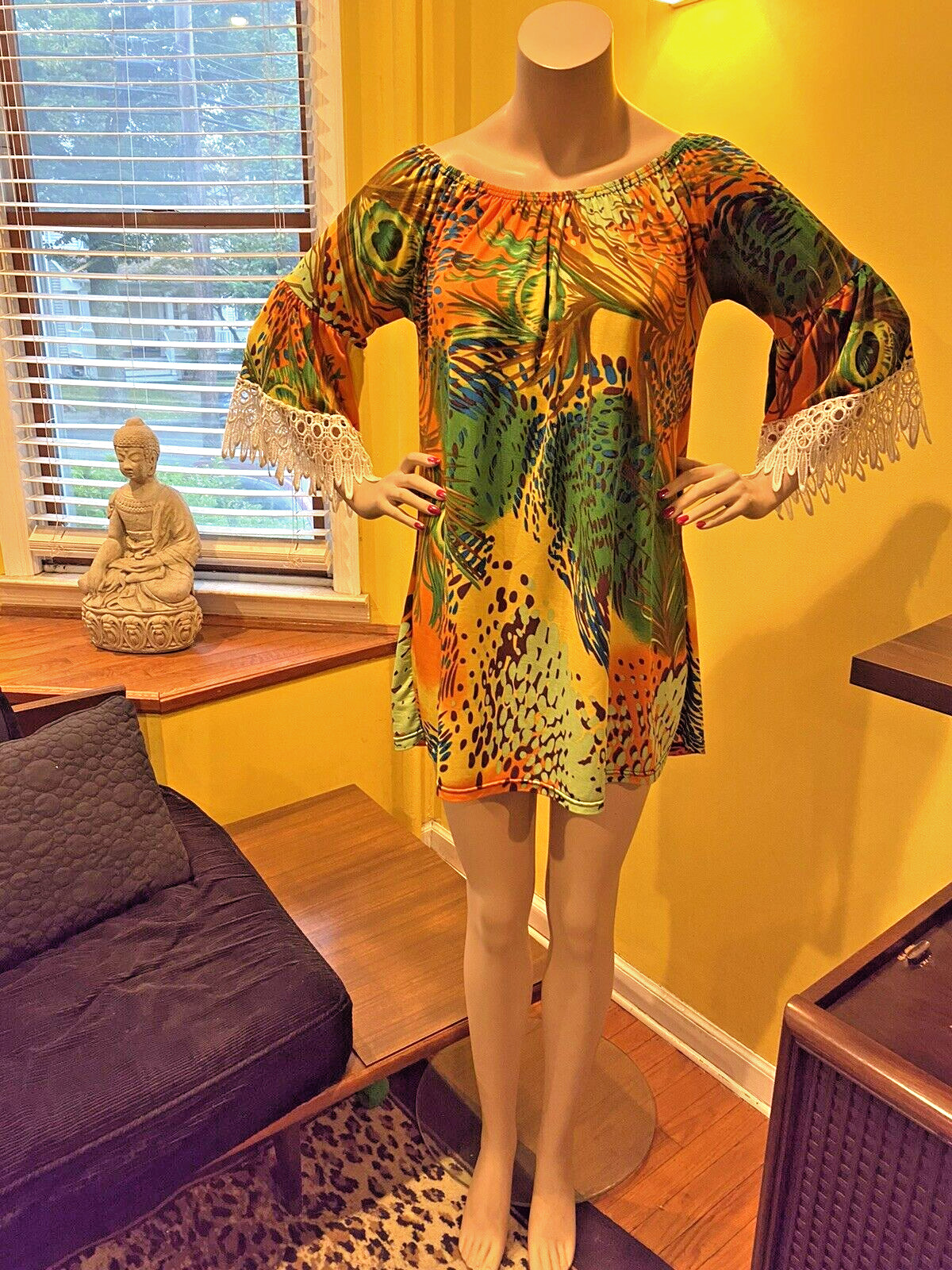 VINTAGE 60’s Micro Mini Dress PEACOCK PATTERN Lace Sleeve 36 inch bust