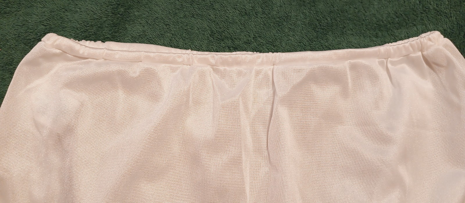 WOODS VINTAGE NYLON PANTY SZ 6 ? WHITE OPEN LEGS WITH BOW TRIM – ENGLAND #AU516