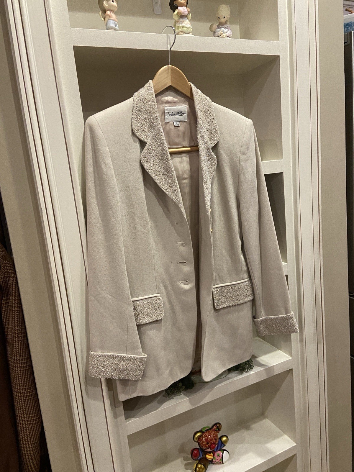 Vintage Nolan Miller Cream Blazer with Textured beaded Trim Size 8 Hong Kong