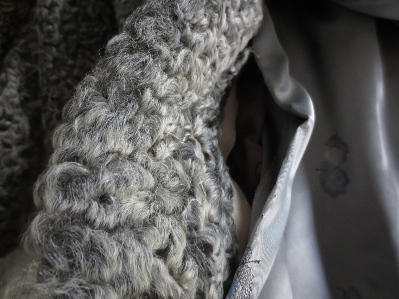 LADIES Norman Littmann CURLY LAMB FUR COAT w/HALF BELT &MINK FUR COLLAR W/Hanger