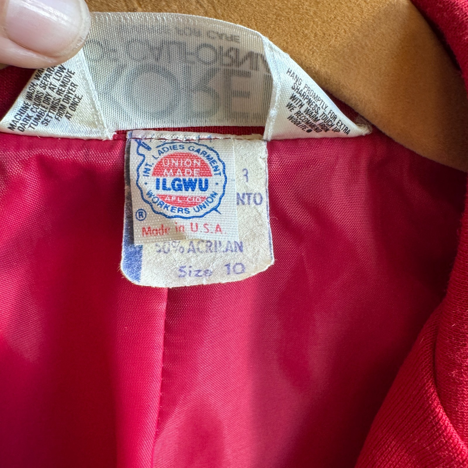 Vintage Koret Red Blazer Jacket Made in USA Sz 10 Pockets 2 button closure lined