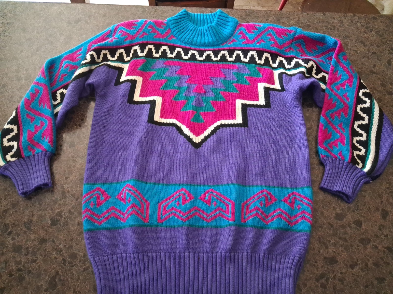 Vintage 1980s Ossi Skiwear Geometric Design Pink Purple Sweater Women’s *2FB