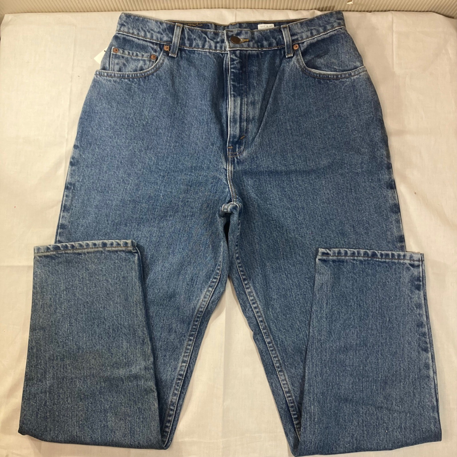 Vintage Levis 551 Relaxed Fit Tapered Leg Jeans Womens 14 M Blue Medium Wash NWT