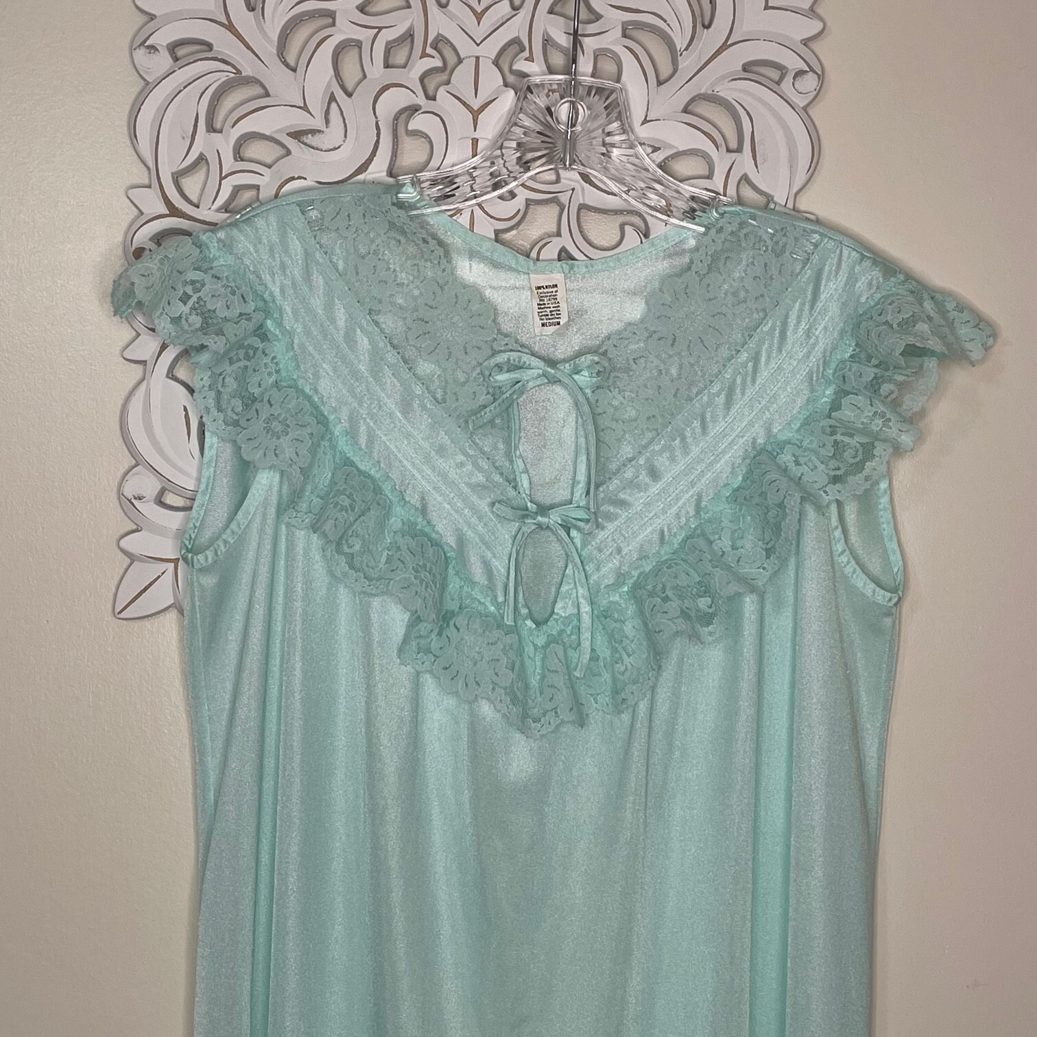 Vintage Nylon Nightgown size MEDIUM Nighty Sleep Wear Lace Front MINT Green USA