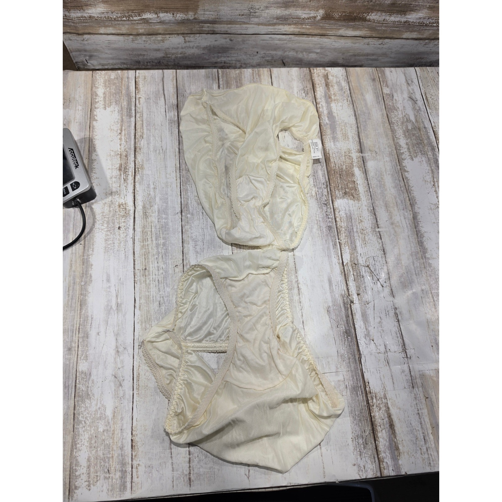 Vintage Ego Ivory Patina Nylon High Cut Bikini Panties Set of 2 USA Small 5