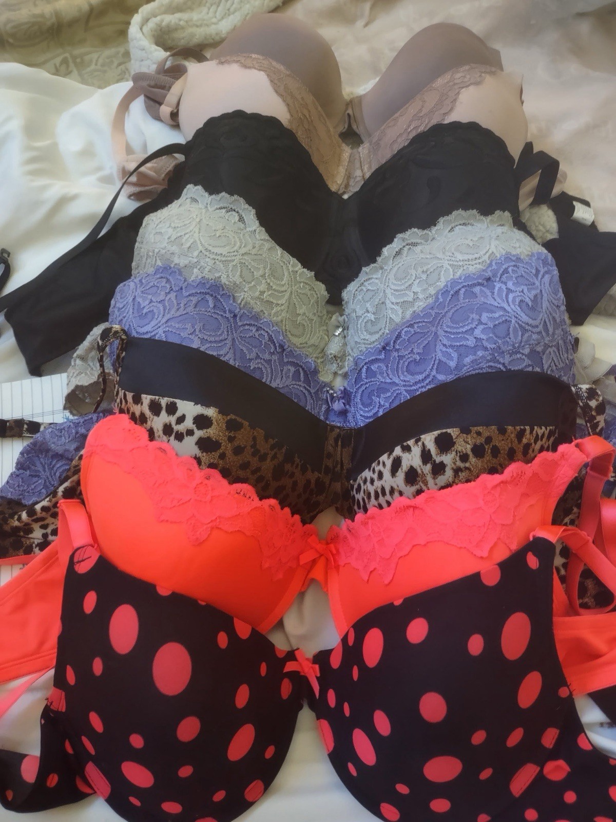 Ladies Womens Sexy Lace Deep V Push Up Bra Support Plunge Underwired Bras C D DD