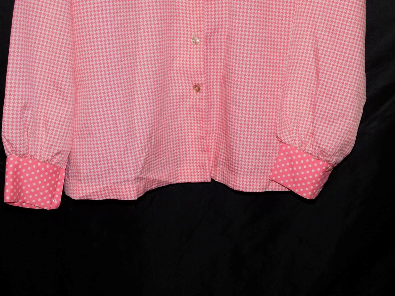 Vintage 70s Alice Stuart M Pink White Houndstooth Polka Dot Shirt Blouse Retro
