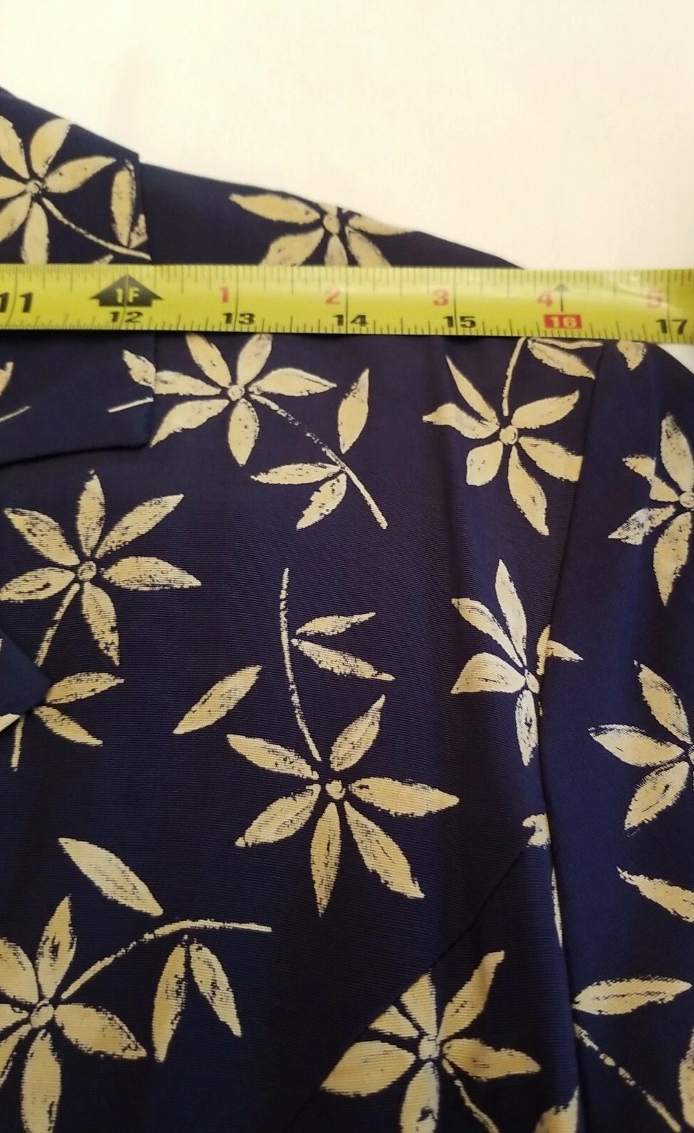 Vtg. ED Michaels Women’s Blue Floral Jumpsuit Size 6. NWOT.