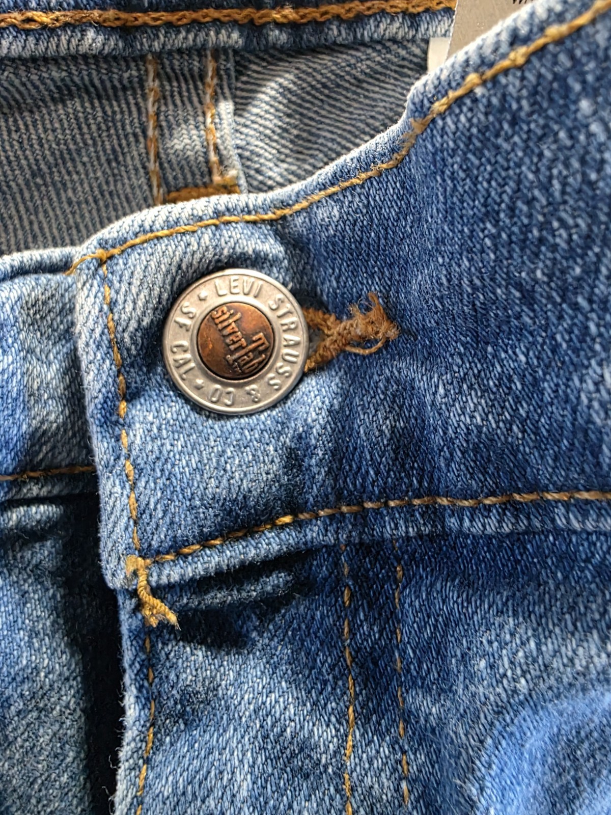 Vintage 1990’s Levi’s Silvertab Lowcut Jeans Women’s 5/6 Made in USA