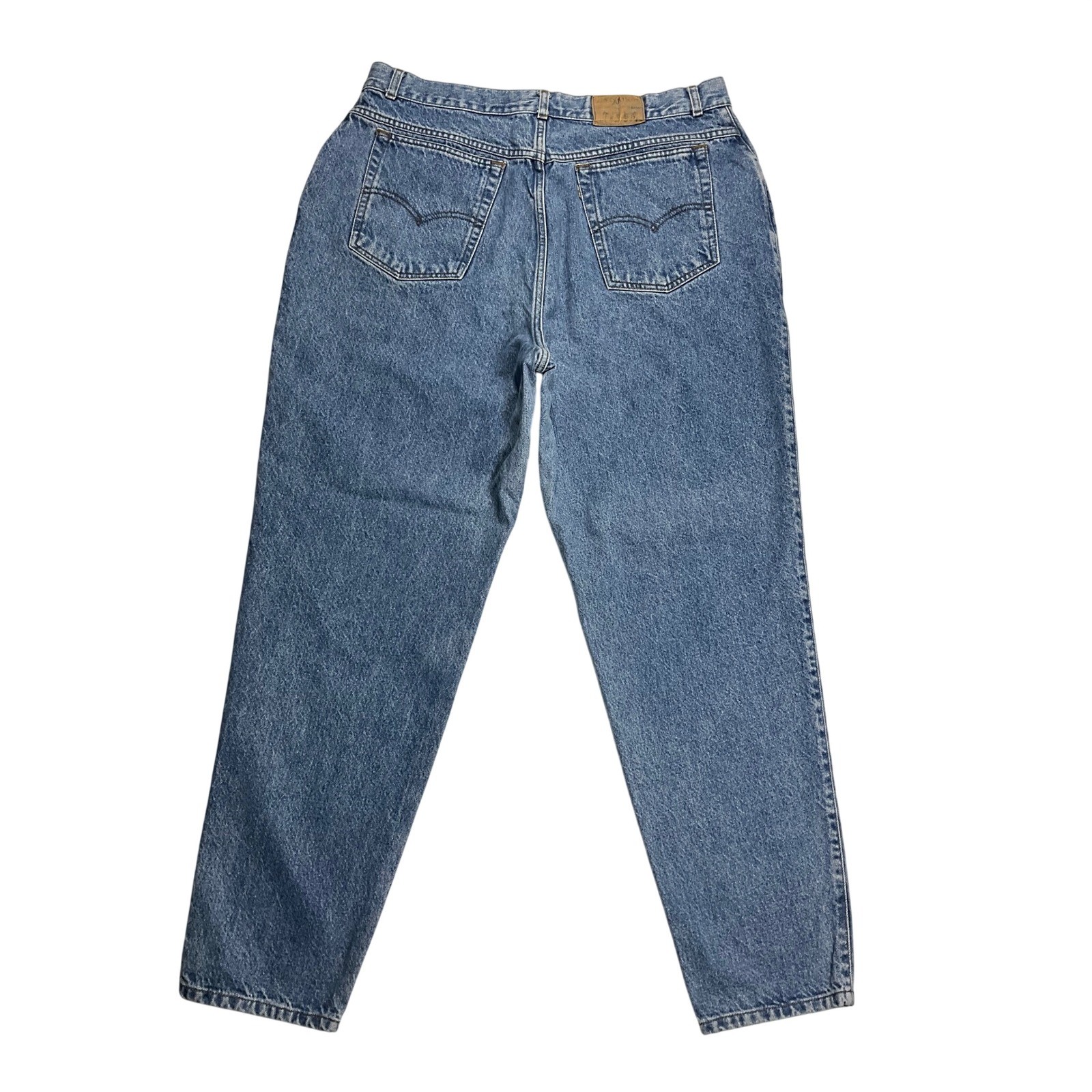 VINTAGE Levis 900 Series Womens 24 Tapered Leg Jeans Medium Wash Blue Denim
