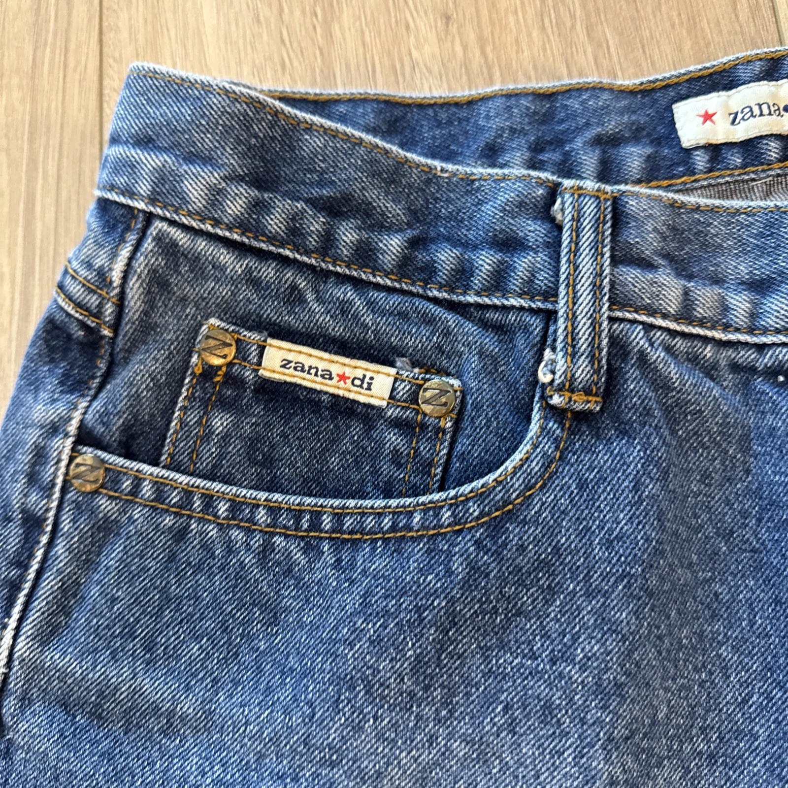 Vtg Y2k 90s Zana Di Jrs Size 10/11 Butterfly Embroidered Denim Capri Shorts