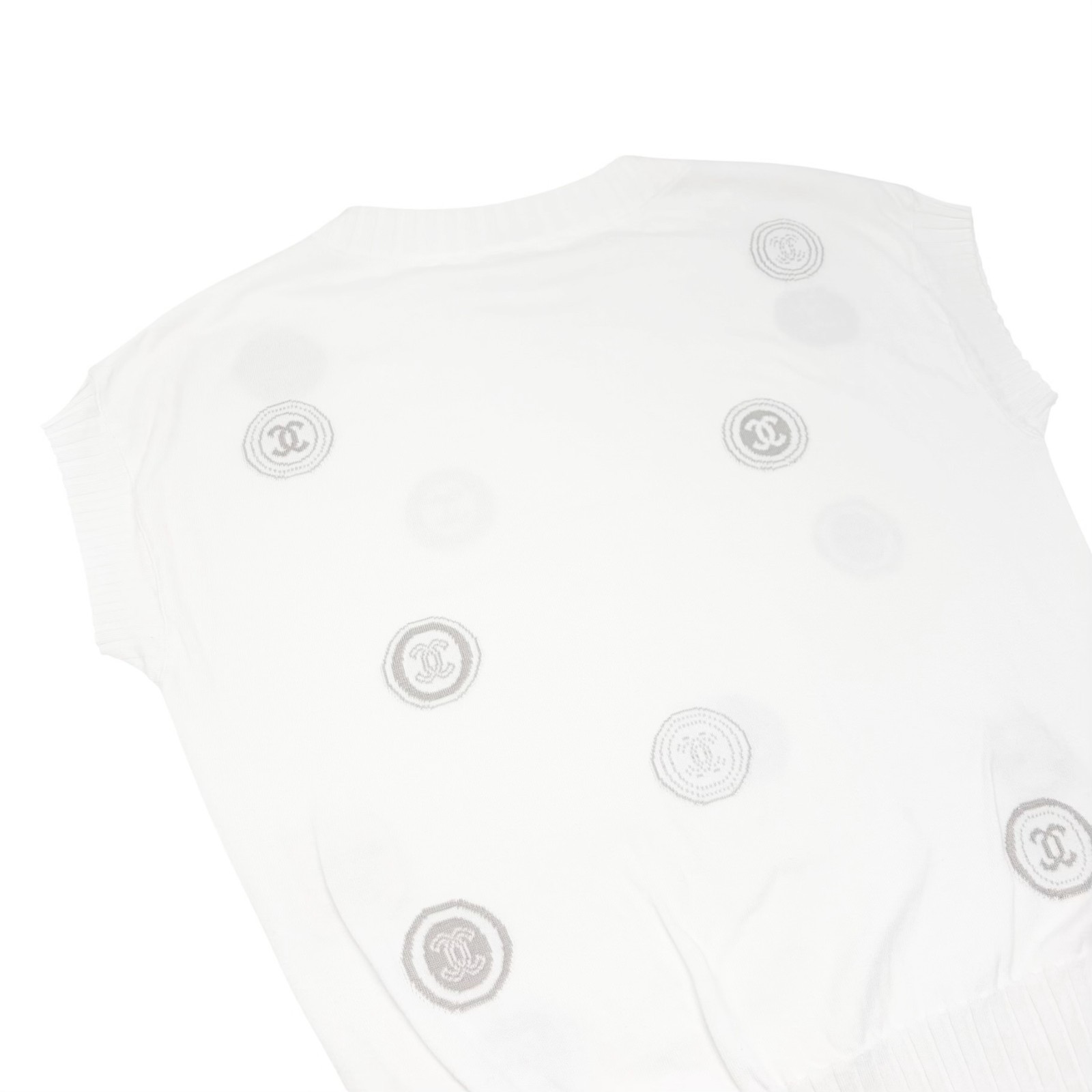 CHANEL Vintage 01P CC Logo Stamp Logo Knit Shirt Top #38 White Greige 901829