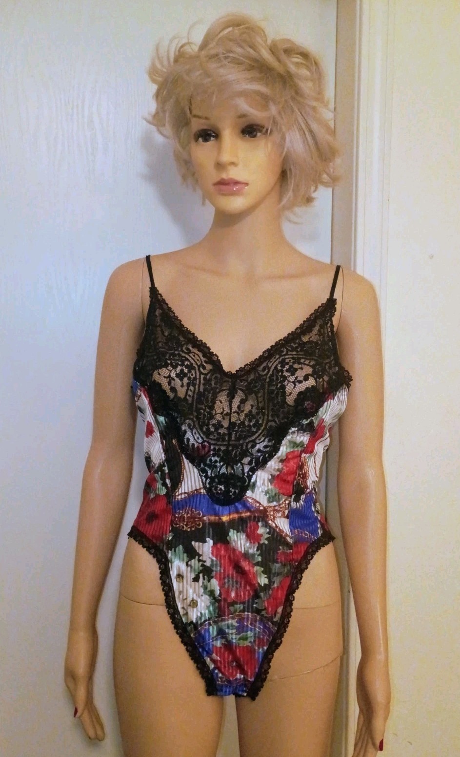 Vintage Lady Cameo Dallas Teddy Floral & Black Lace Lingere Medium NEVER WORN!