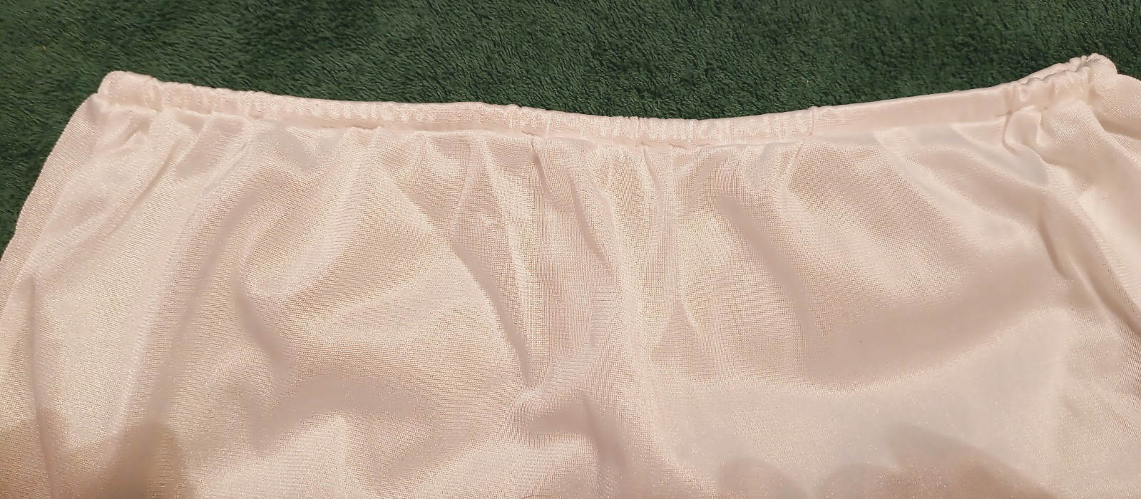 WOODS VINTAGE NYLON PANTY SZ 6 ? WHITE OPEN LEGS WITH BOW TRIM – ENGLAND #AU516