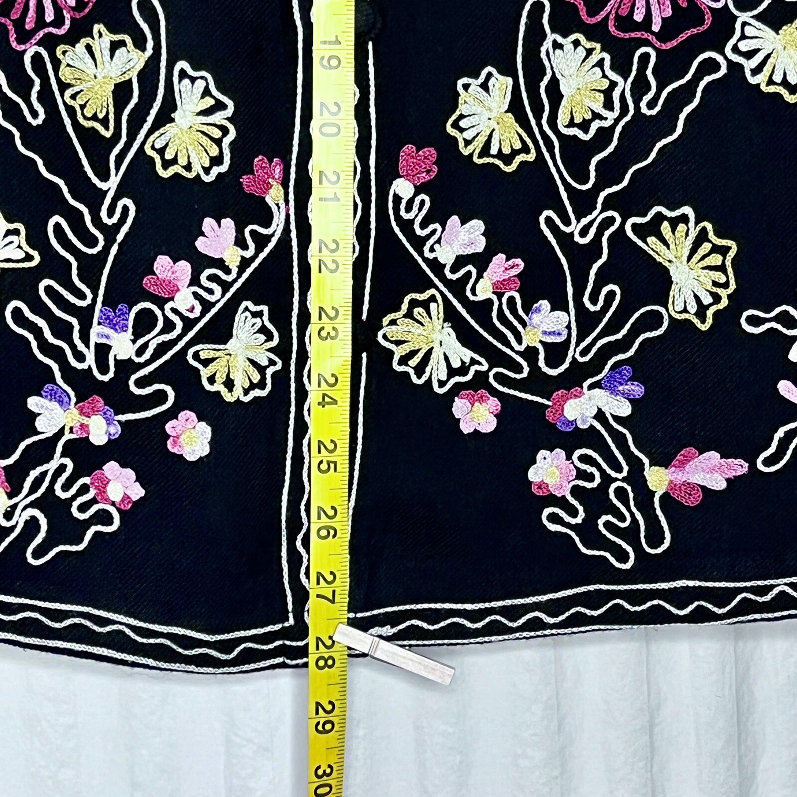 Vintage Womens Floral Embroidered Jacket Top Wool Blend Size L Art to Wear