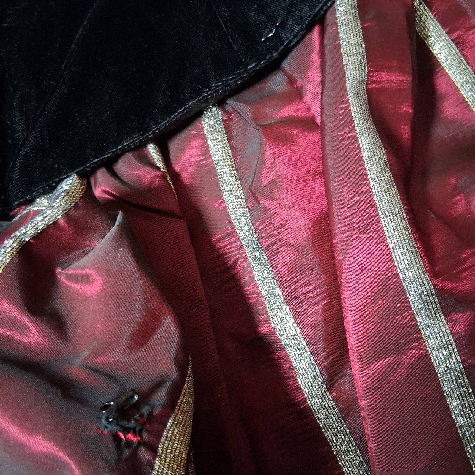 Vintage Jessica McClintock Gunne Sax Dress 13/14 Black Velvet Burgundy Gold Bow