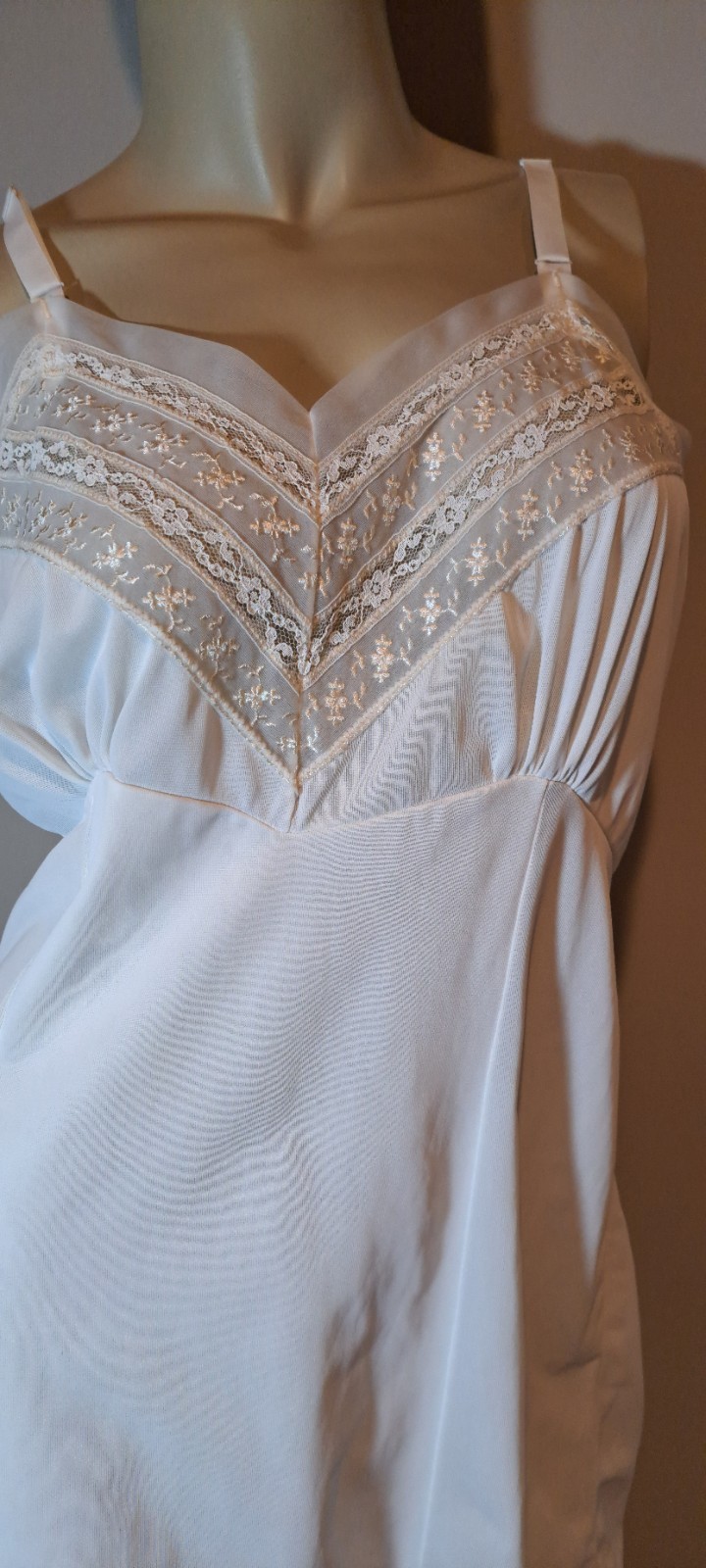 Vtg Full Slip Nice Lace Sheer Trim 38 Plus Sz Gaymode Shadow Panel Lingerie