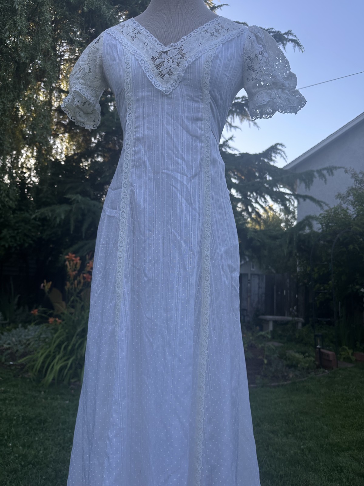 VTG 60 70 Trivia Charm Of Hollywood White Eyelet wedding Maxi Prairie Dress