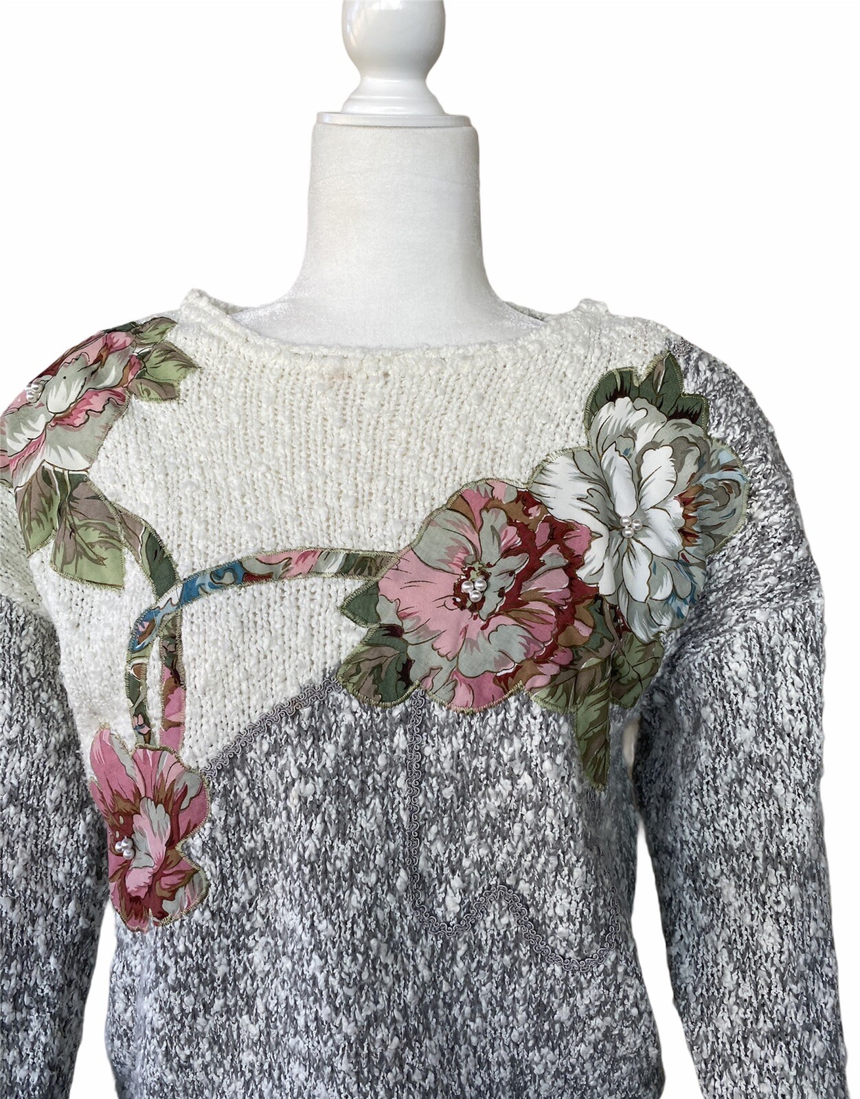 Women’s Vtg Iconic 80s Sweater Top size Medium Grandmacore Cottagecore