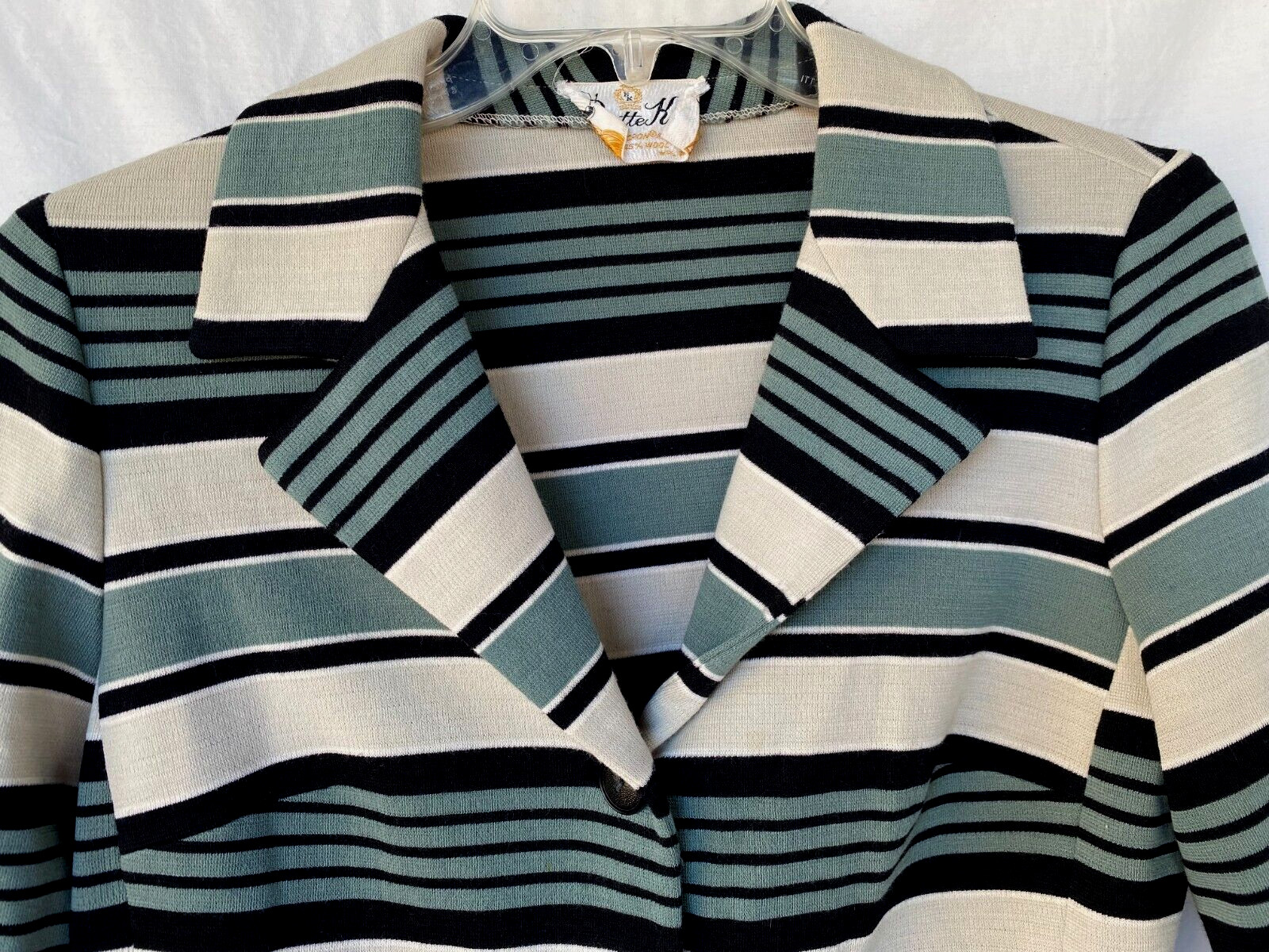 VTG 60s..BUTTE KNIT..STRIPED..WOOL BLEND..CARDIGAN..SWEATER..WOMEN M/L