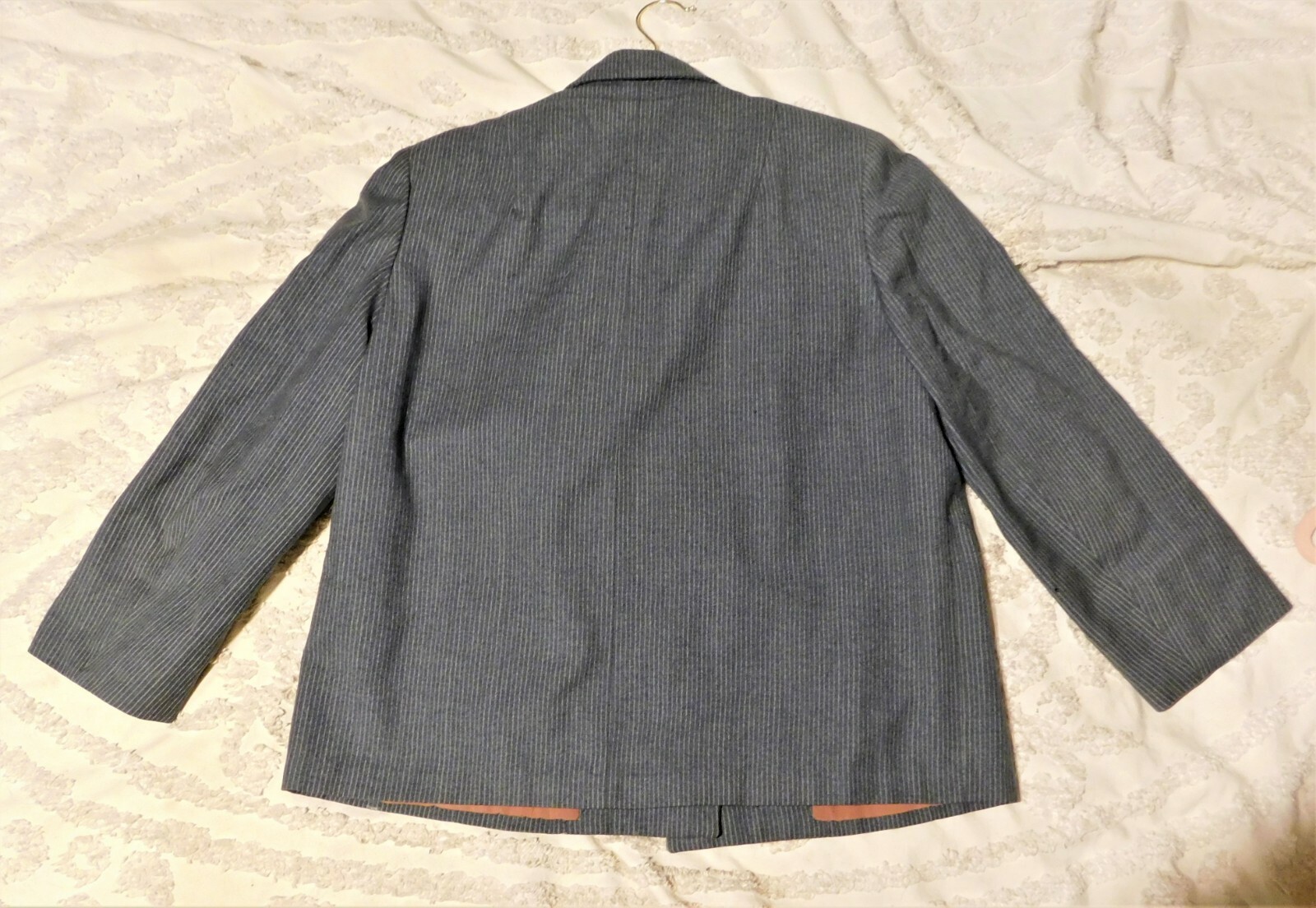Vintage 1940’s Women’s Double Breasted Worsted Wool Gray Striped Jacket