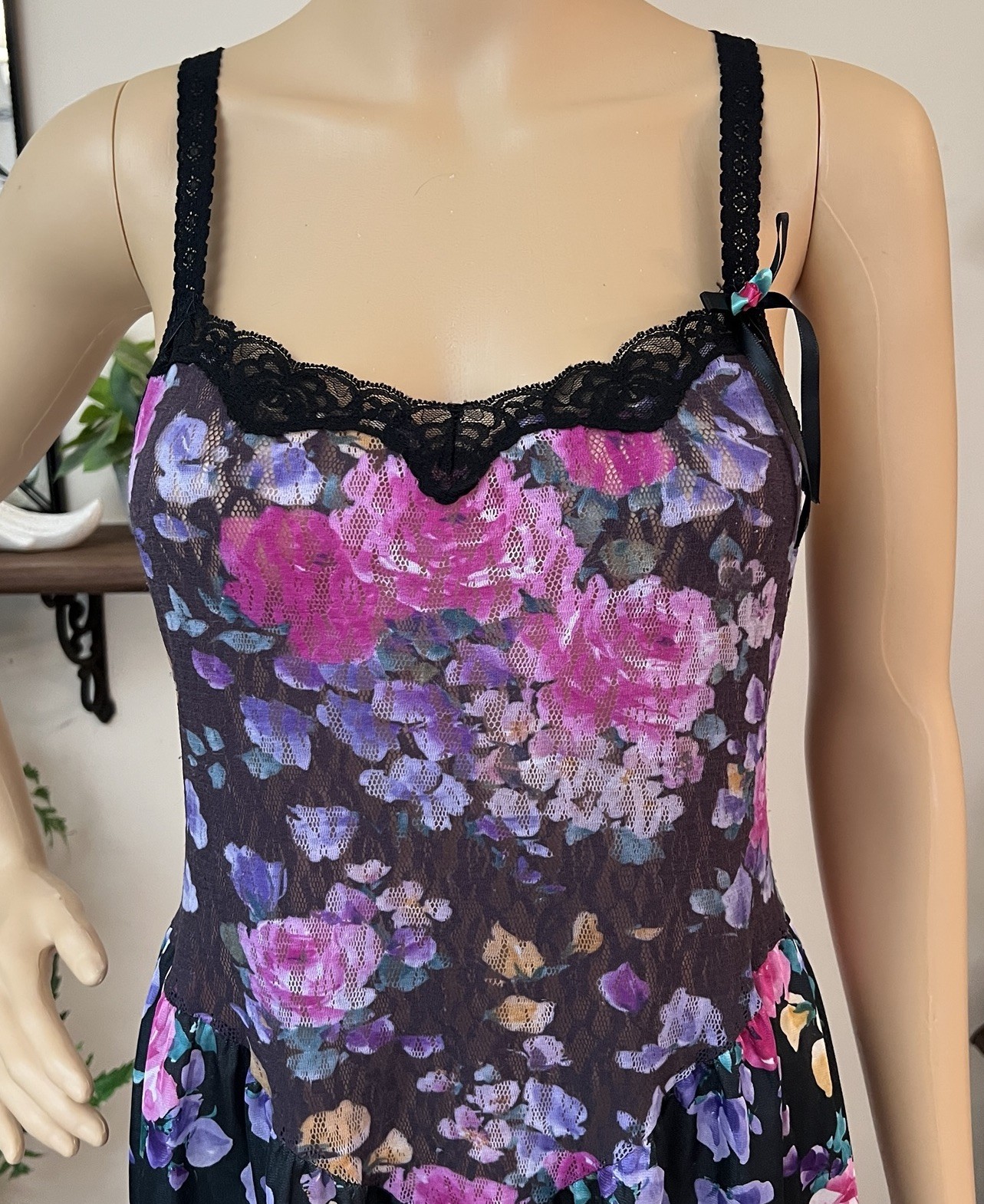 Vtg Feather Bed Intimates Slip Dress M Floral Nightgown Stretch Lace Ballerina