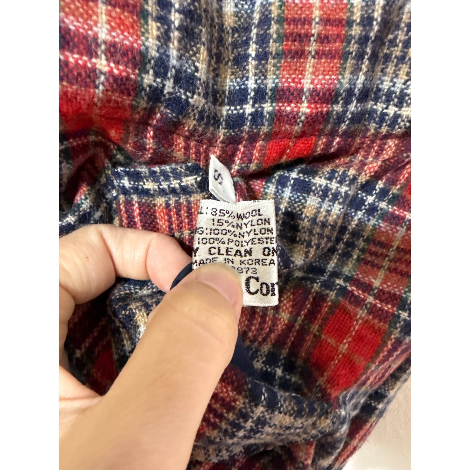 Vintage Reversible Wool Puffer Vest Women Small Navy Plaid Quilted Snap Front