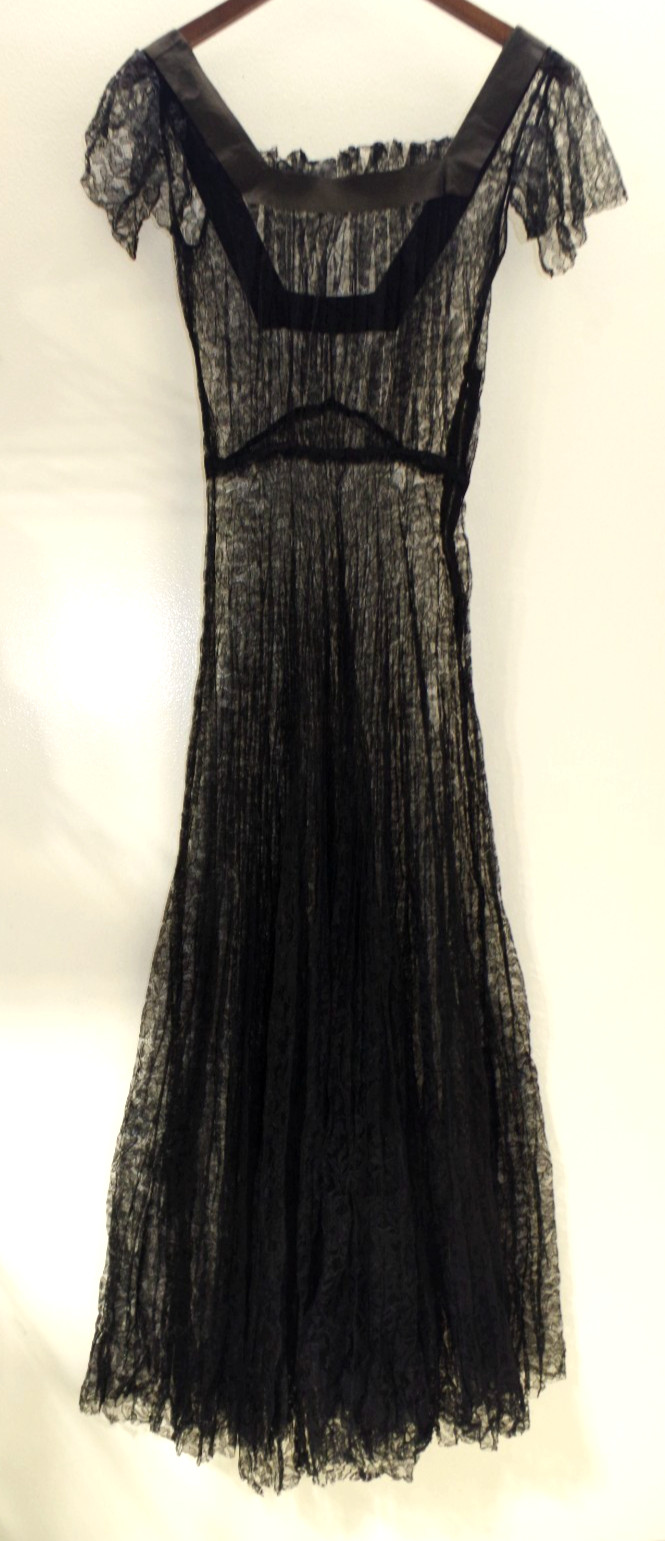 T3 ANTIQUE 1920’S SHEER BLACK French Lace Long DRESS Hand Sewn Grosgrain Ribbon