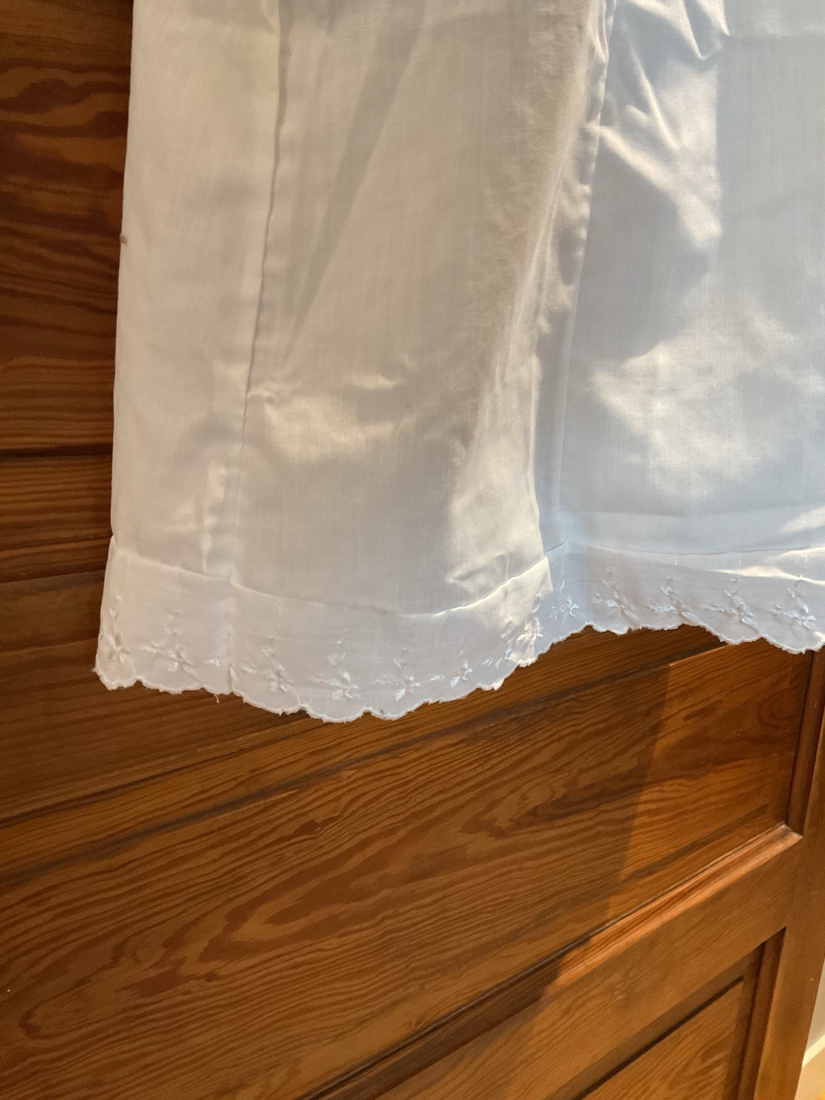 Vintage Loomcraft Lace Embroidered White Full Slip 38