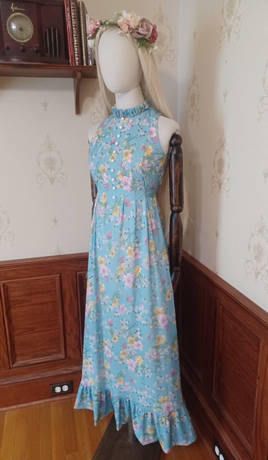 Vintage 1960s/1970s Blue Floral Prairie Boho Victorian Sleeveless Maxi Dress