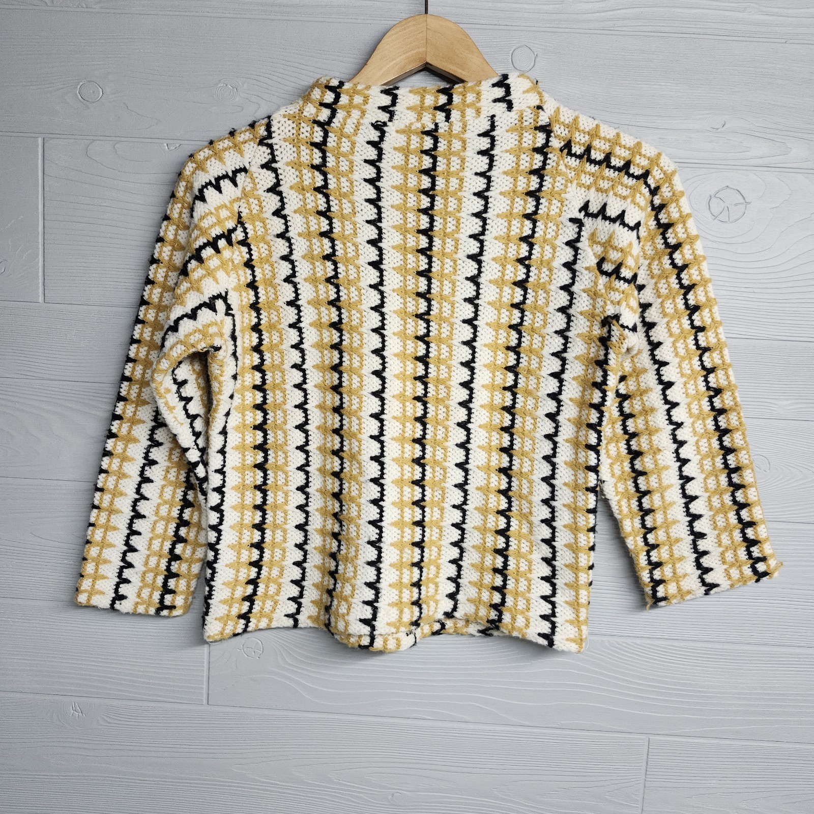 Vintage 70s Merriwether Crochet Cropped Mod Sweater Womens Size Small