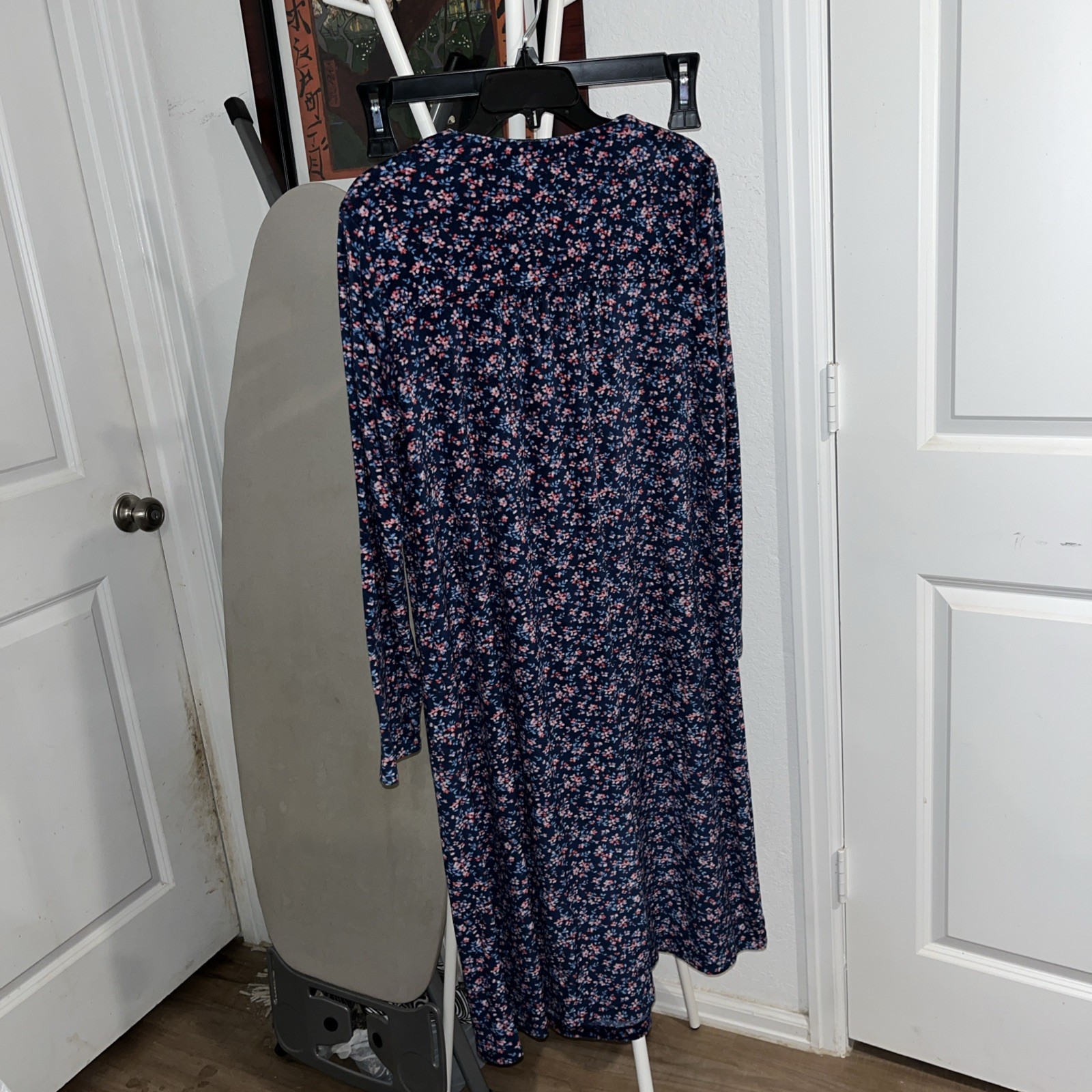 Secret Treasures Lingerie Nightgown Size L Velour Blue Floral Lounge Wear